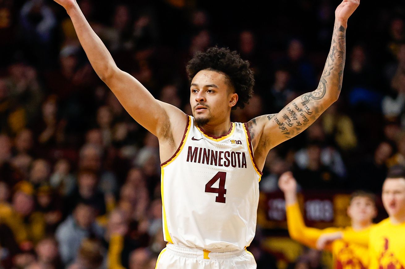 NCAA Basketball: Iowa at Minnesota