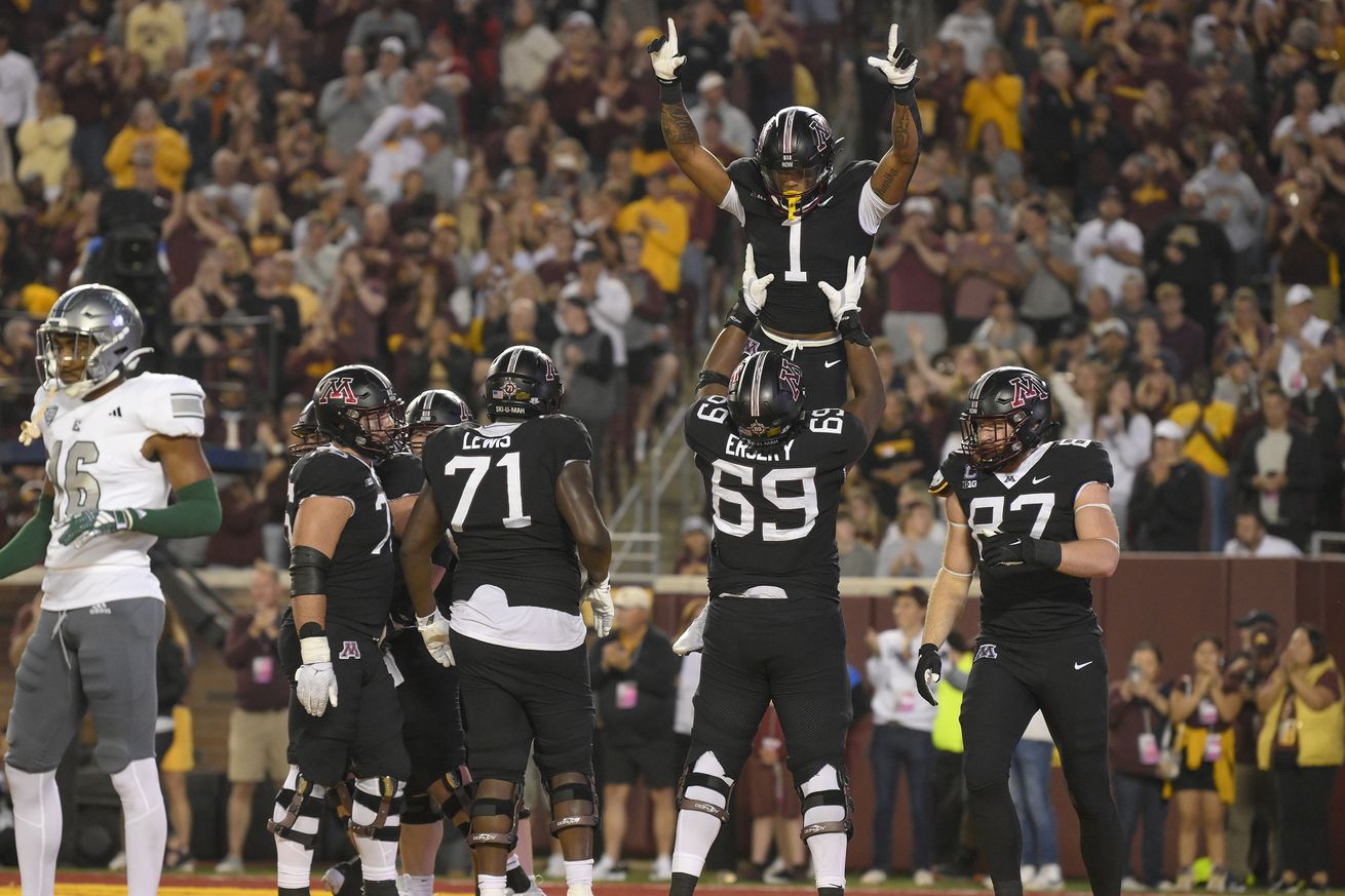 COLLEGE FOOTBALL: SEP 09 Eastern Michigan at Minnesota