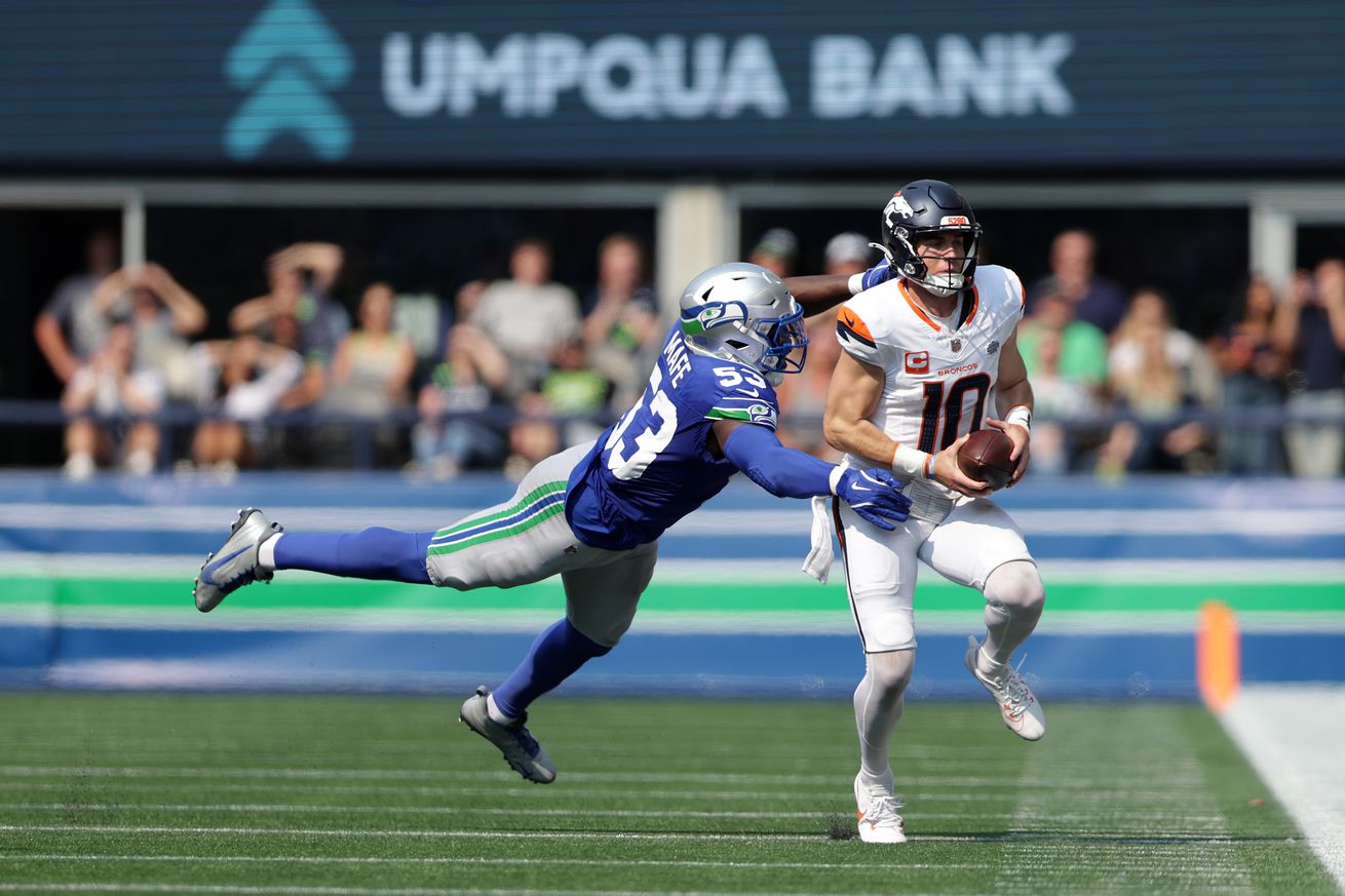 Denver Broncos v Seattle Seahawks