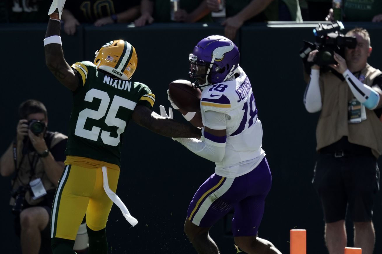 NFL: Minnesota Vikings at Green Bay Packers