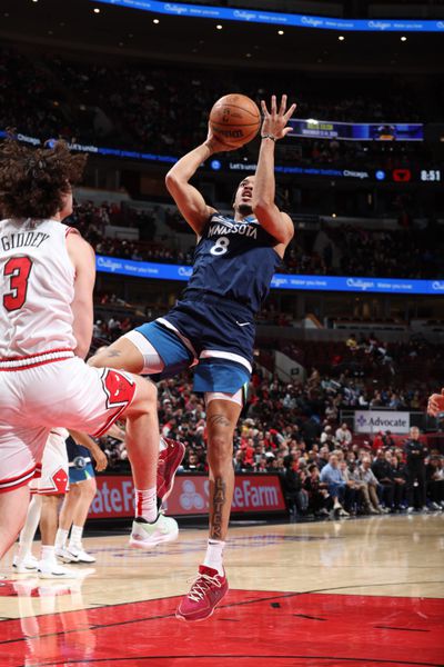 Minnesota Timberwolves v Chicago Bulls