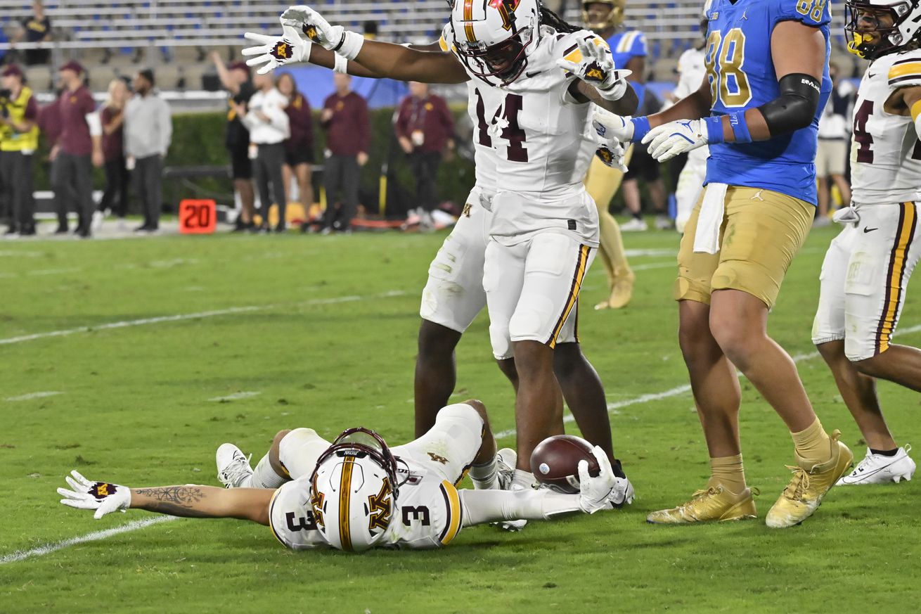 NCAA Football: Minnesota at UCLA