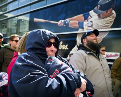 Twins fan Brenda Franke of Eagan was all bundled up fro the cold winds at Target Field on the Minnesota Twins opening day Monday April 11, 2016 in Minneapolis , MN. ] Jerry Holt Jerry.Holt@Startribune.com