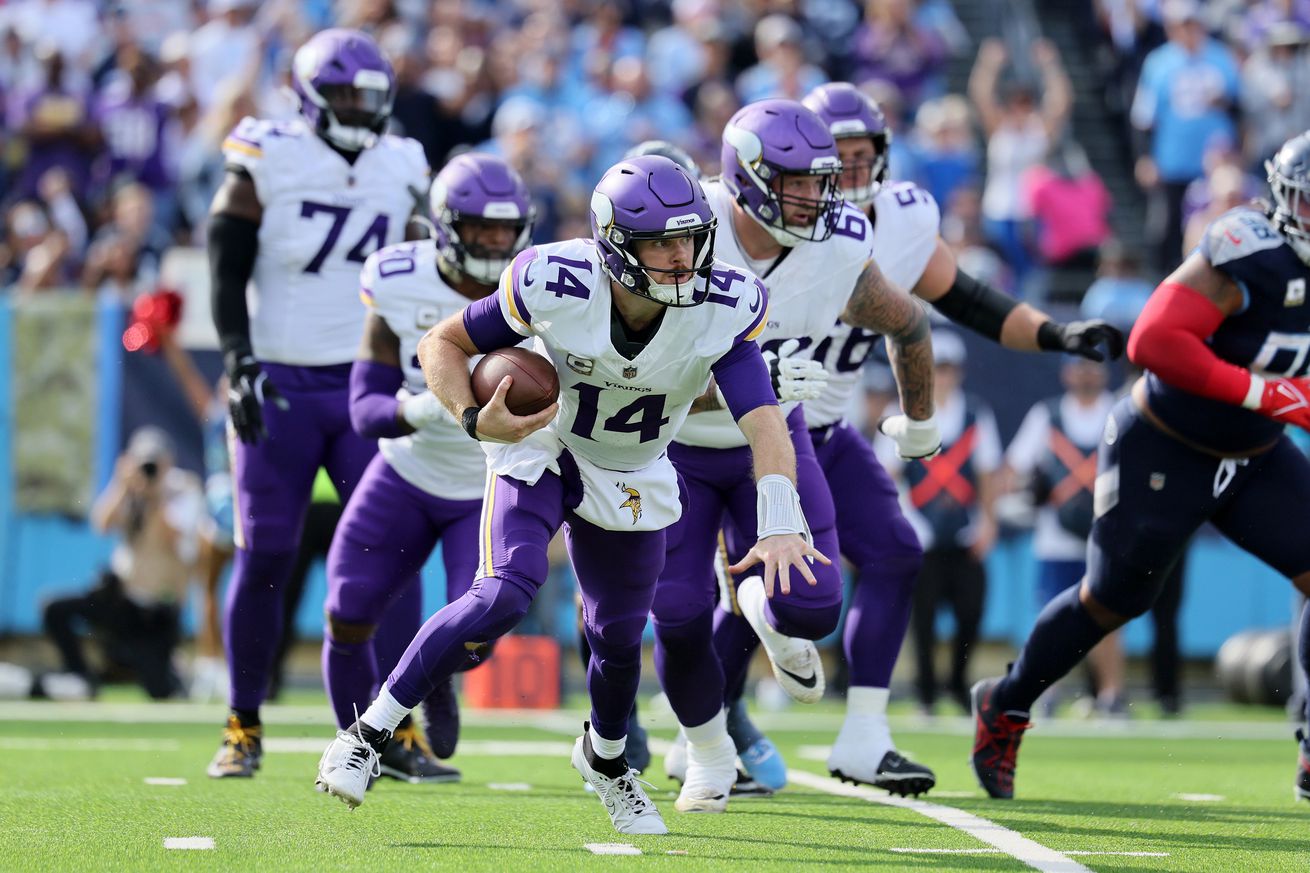 Minnesota Vikings v Tennessee Titans