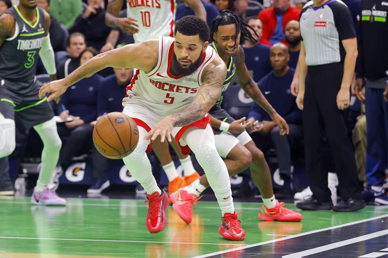 NBA: Houston Rockets at Minnesota Timberwolves