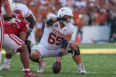 COLLEGE FOOTBALL: OCT 12 Allstate Red River Rivalry - Texas vs Oklahoma