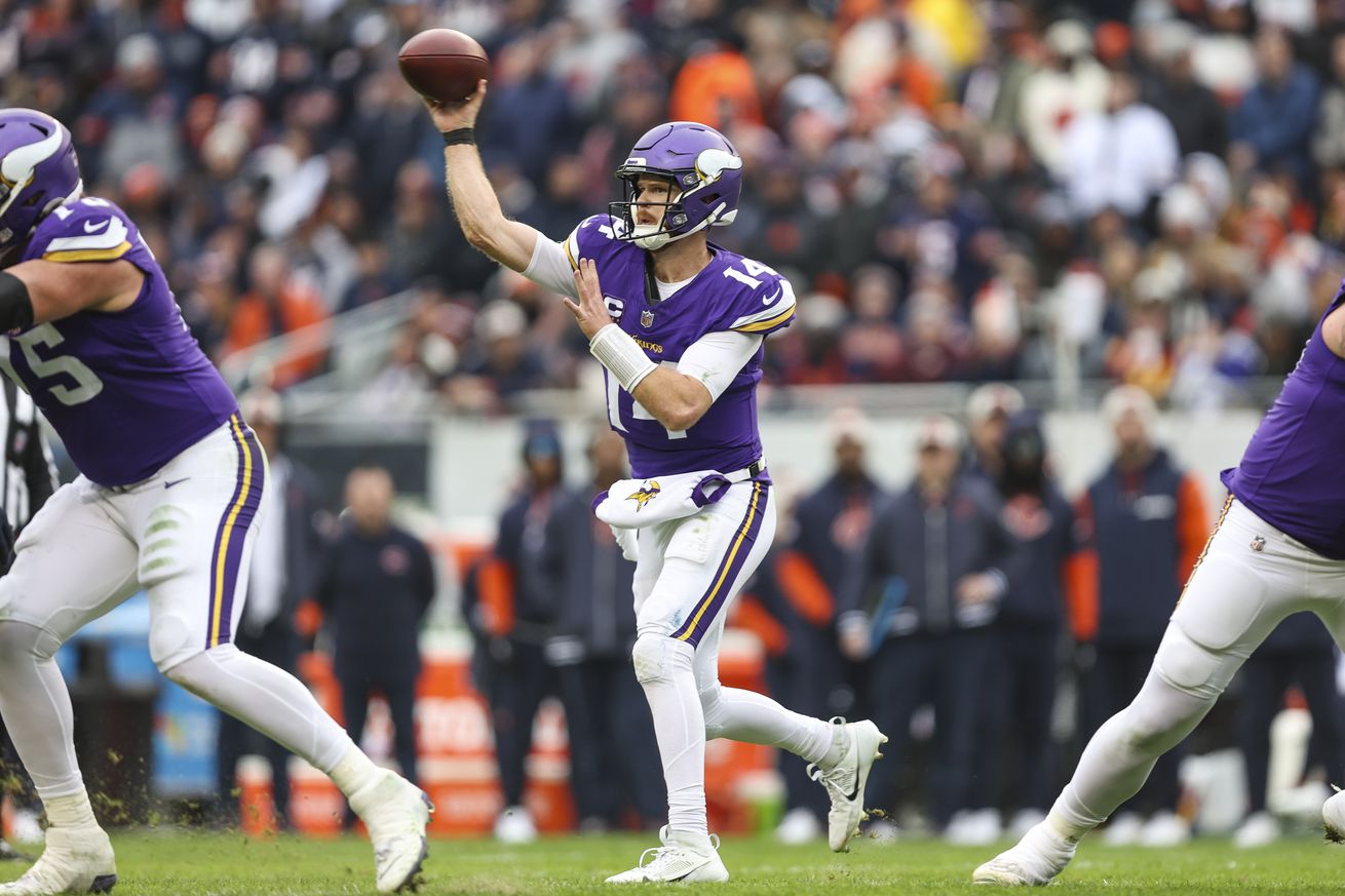 Minnesota Vikings v Chicago Bears