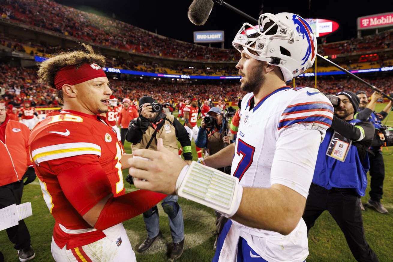 Buffalo Bills v Kansas City Chiefs