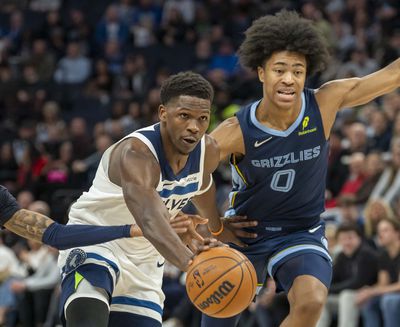 NBA: Memphis Grizzlies at Minnesota Timberwolves