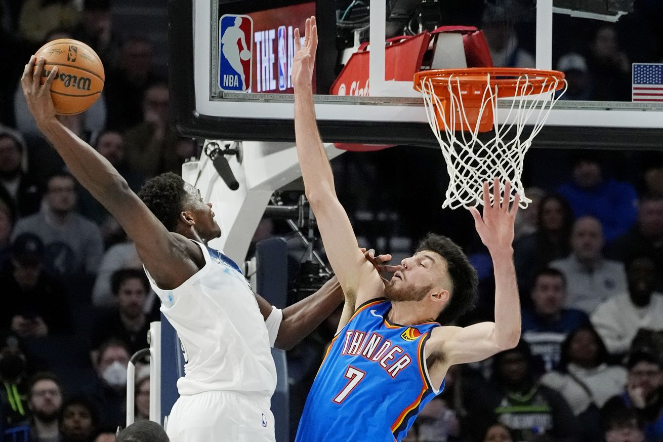 NBA: Oklahoma City Thunder at Minnesota Timberwolves